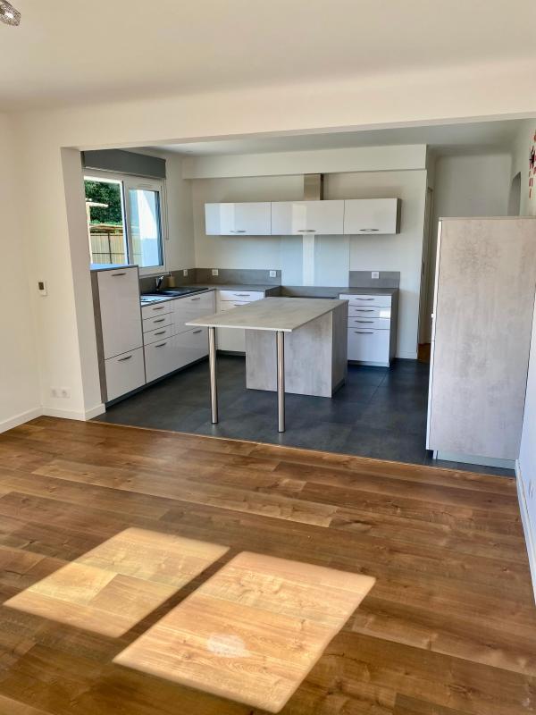 Villa - 209 m² - 2 pièces