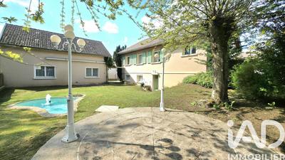 Maison - 125 m² - 5 pièces