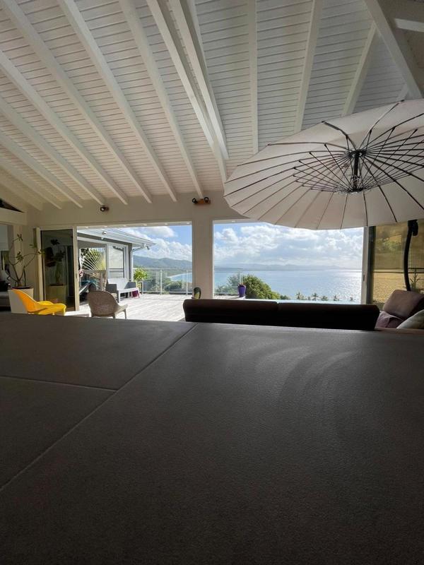 Villa - 121 m² - 8 pièces