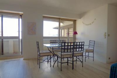 Appartement - 80 m² - 3 pièces