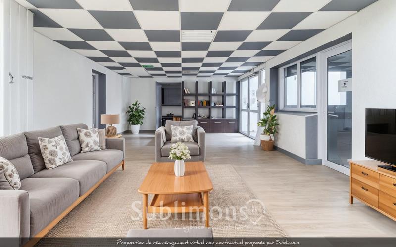 Local commercial - 1 140 m² - 14 pièces