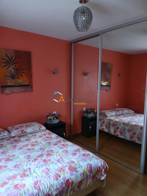 Maison - 192 m² - 6 pièces