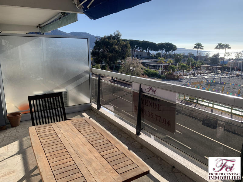 Appartement - 95 m² - 4 pièces