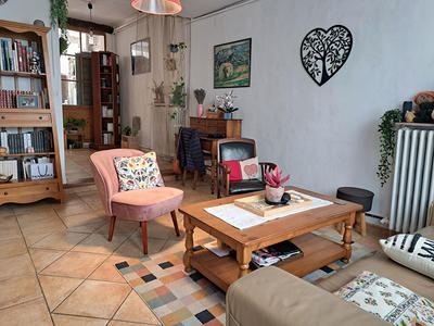 Maison - 180 m² - 7 pièces