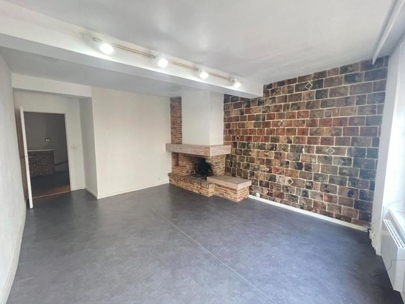 Local commercial - 130 m² - 6 pièces