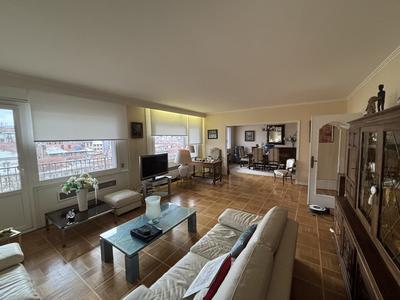 Appartement - 155 m² - 5 pièces