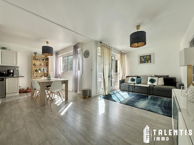 Appartement - 80 m² - 4 pièces