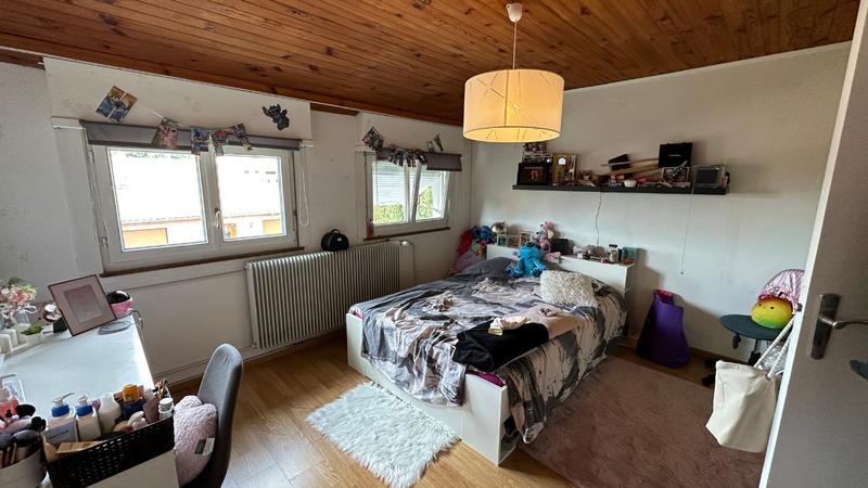 Maison traditionnelle - 166 m² - 7 pièces