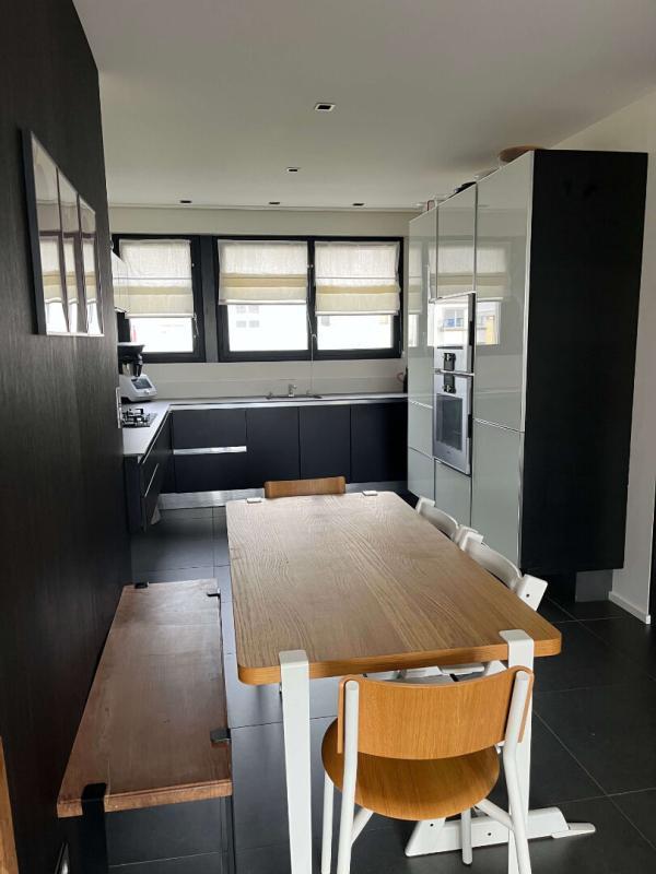 Appartement - 98 m² - 5 pièces