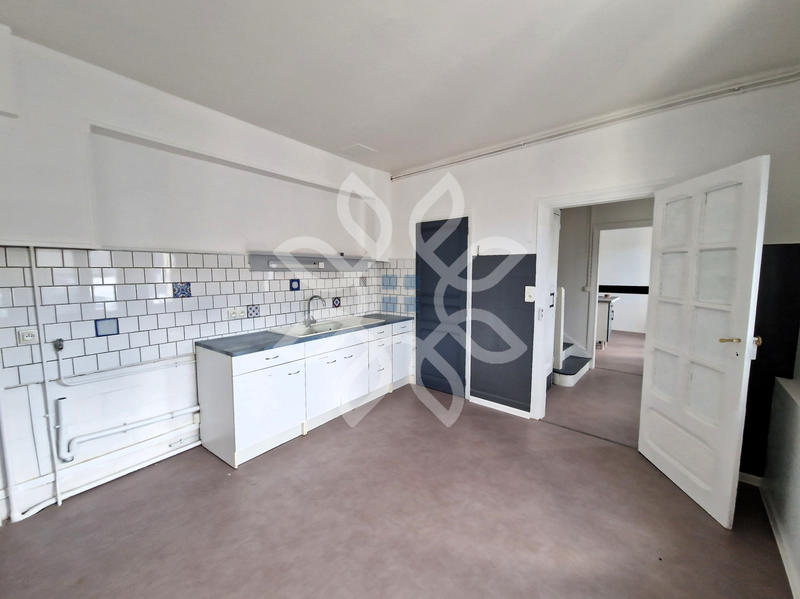 Maison - 95 m² - 4 pièces