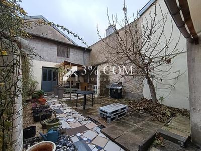 Maison de village - 115 m² - 5 pièces