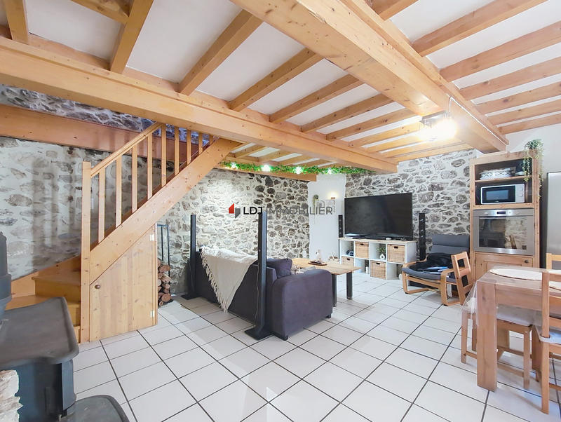 Maison - 74 m² - 3 pièces