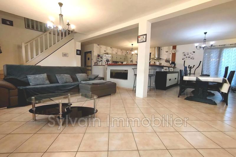 Maison - 115 m² - 5 pièces