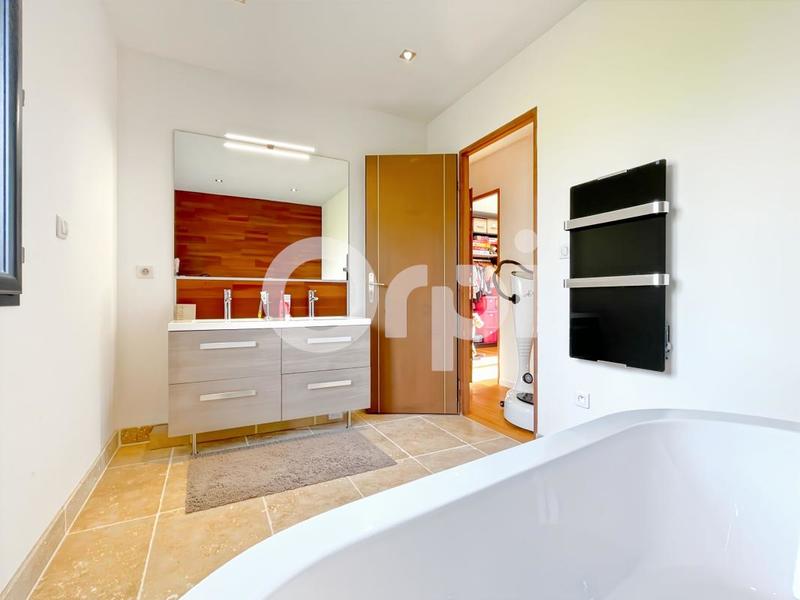 Maison - 162 m² - 5 pièces