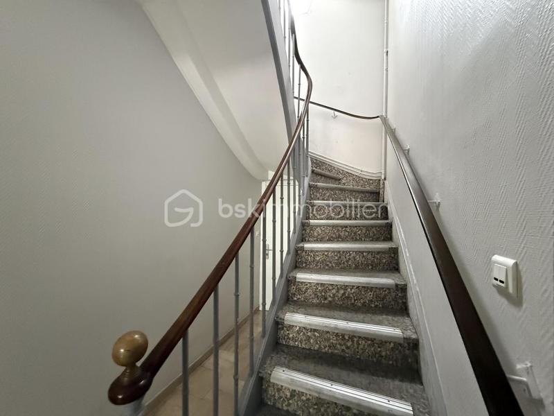 Immeuble - 300 m² - 20 pièces