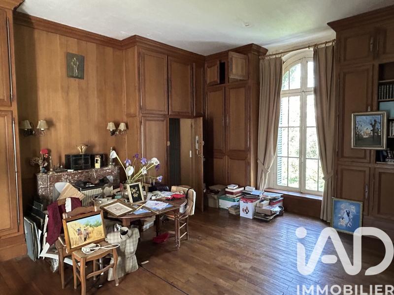 Maison - 281 m² - 10 pièces