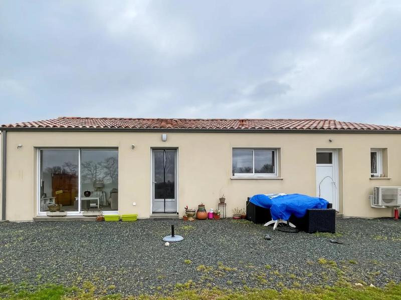 Maison - 105 m² - 4 pièces