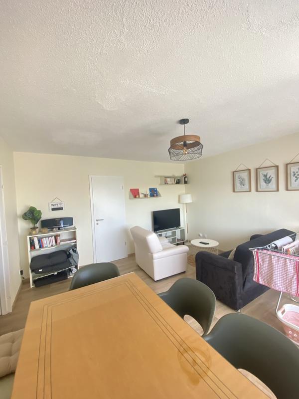 Appartement - 97 m² - 6 pièces