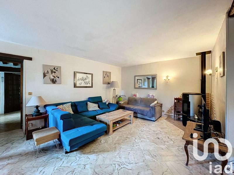 Maison - 208 m² - 8 pièces