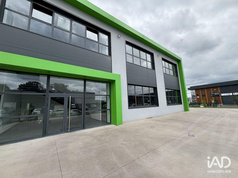 Local commercial - 200 m²