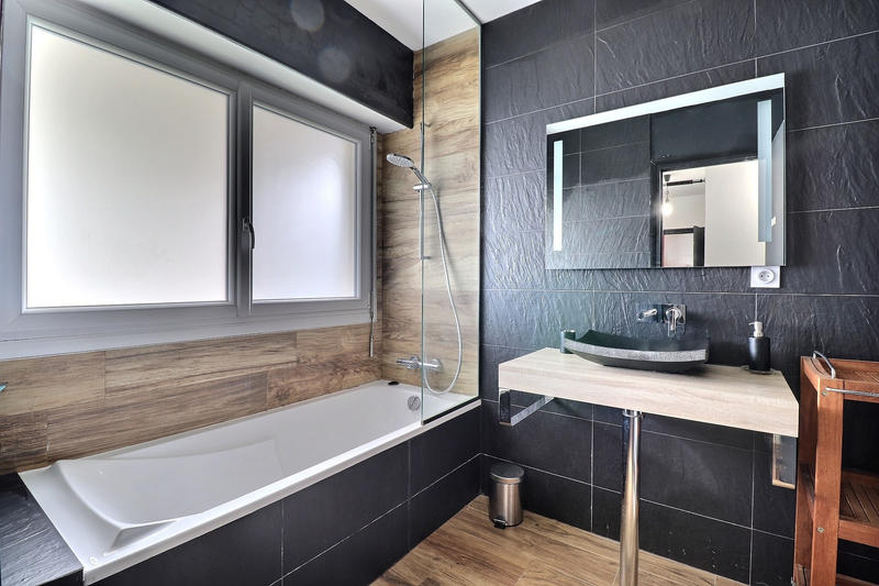 Appartement - 80 m² - 3 pièces