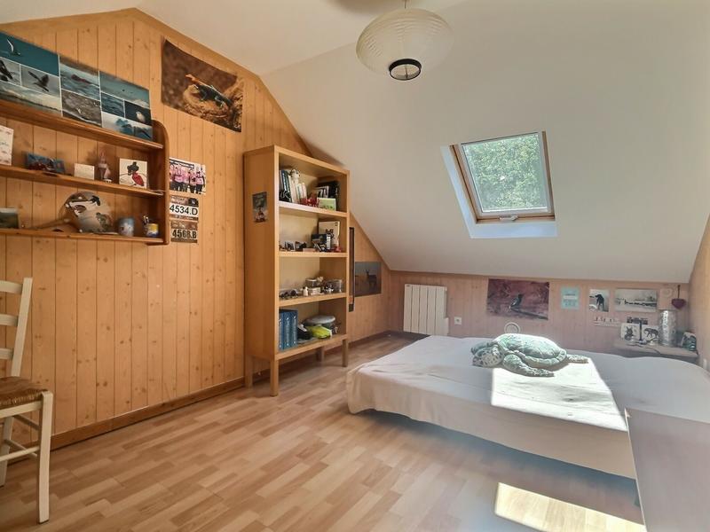 Maison - 137 m² - 7 pièces