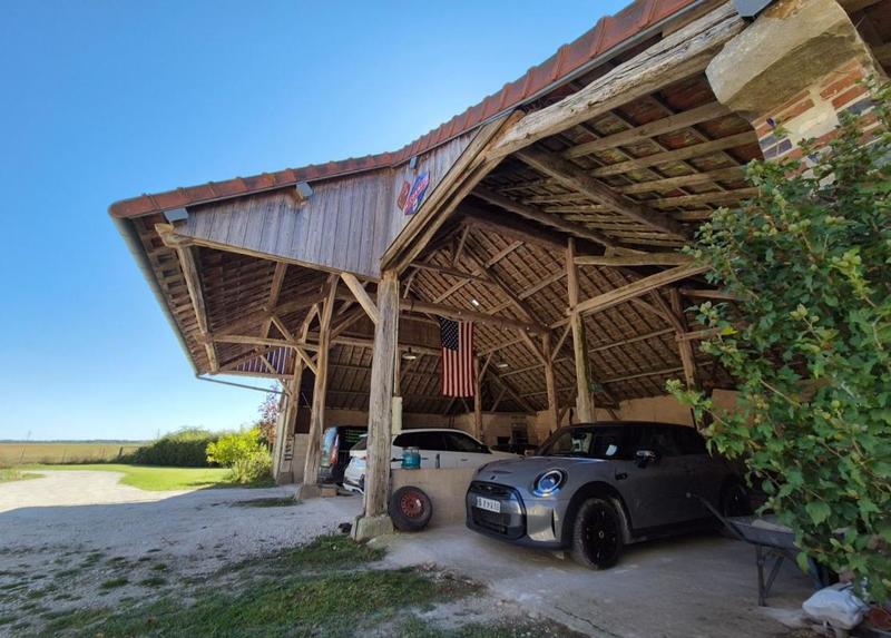 Maison - 231 m² - 8 pièces