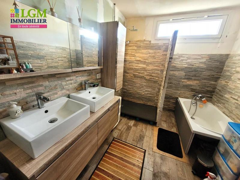 Appartement - 95 m² - 4 pièces