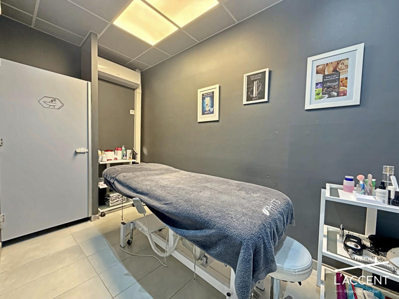 Fonds de commerce - 110 m²