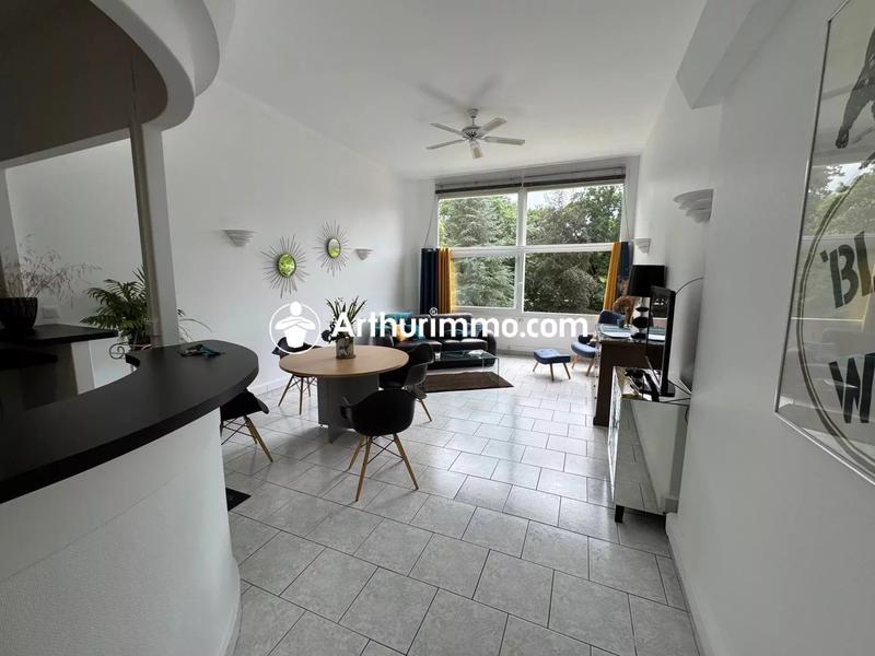 Appartement - 68 m² - 2 pièces