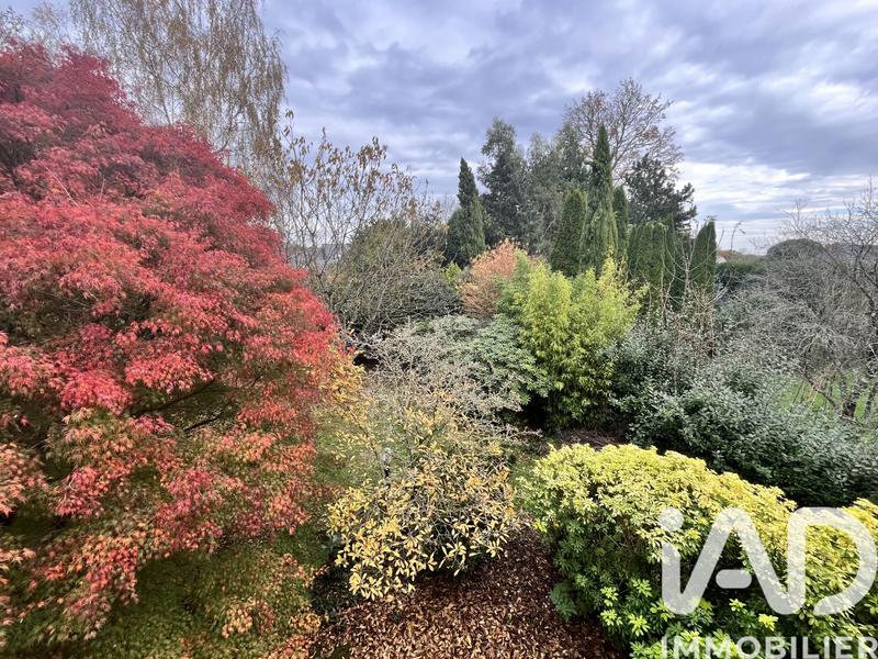 Maison - 185 m² - 7 pièces