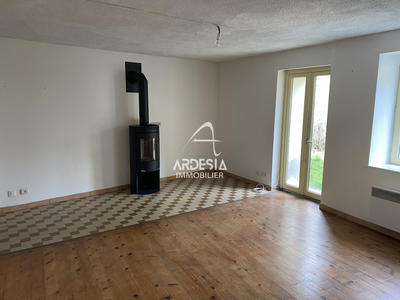 Maison - 180 m² - 9 pièces