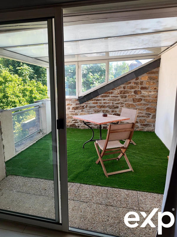 Maison traditionnelle - 225 m² - 7 pièces