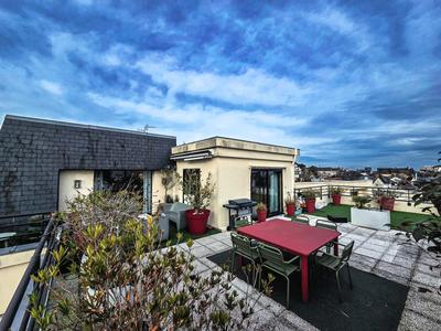 Appartement - 131 m² - 4 pièces