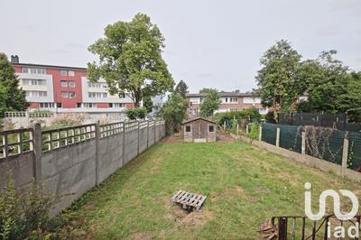 Maison - 104 m² - 5 pièces