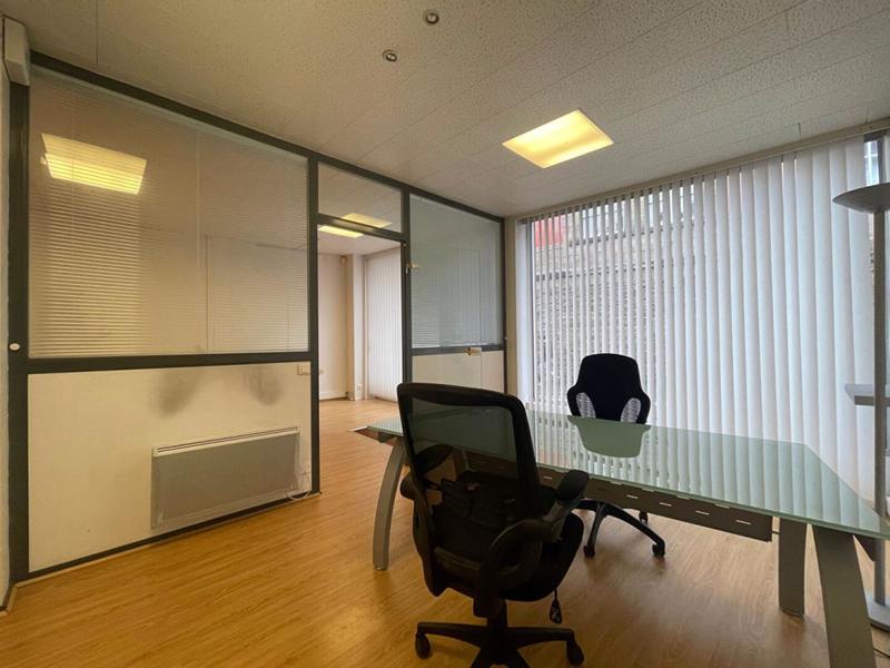 Immeuble - 94 m² - 5 pièces