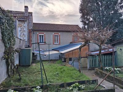 Maison de village - 91 m² - 6 pièces