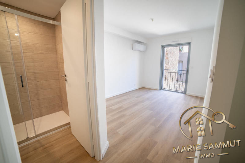 Duplex - 94 m² - 4 pièces