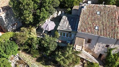 Maison - 80 m² - 6 pièces