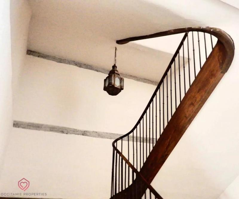 Maison de maîtres - 495 m² - 9 pièces