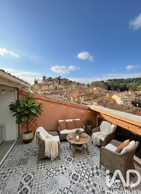 Appartement - 84 m² - 4 pièces