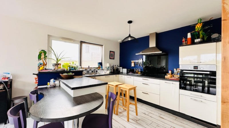 Maison - 103 m² - 5 pièces