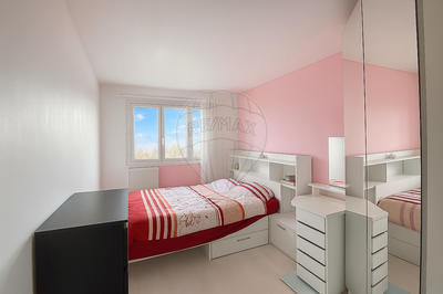 Appartement - 101 m² - 6 pièces