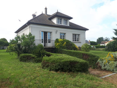 Maison - 97 m² - 4 pièces