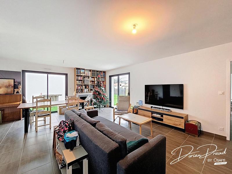 Maison - 87 m² - 4 pièces