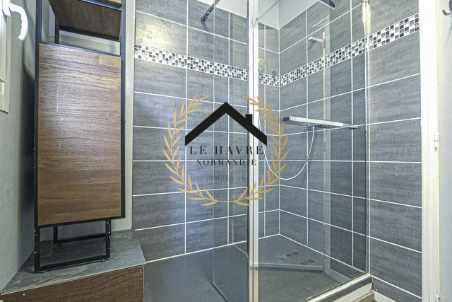 Appartement - 80 m² - 3 pièces