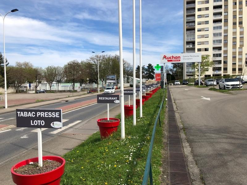 Local commercial - 87 m² - 2 pièces