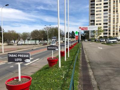 Local commercial - 87 m² - 2 pièces