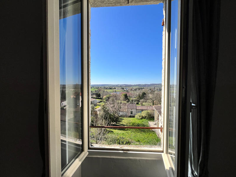 Maison - 190 m² - 7 pièces