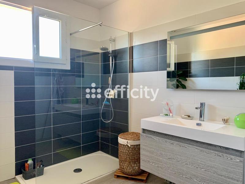 Maison - 169 m² - 6 pièces